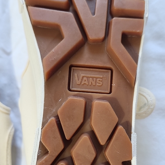 Vans Women's Cream Canvas Buckle Sneakers - Picture 10 of 12